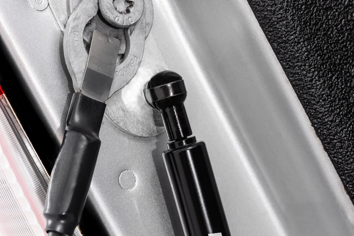 Ford F-250 Super Duty Tailgate Assist - Rough Country - '17-'24